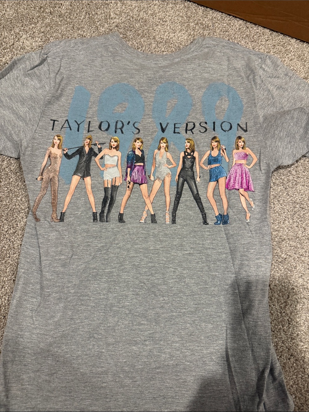Taylor Swift Gray Graphic Tee with Multi-Color Illustration